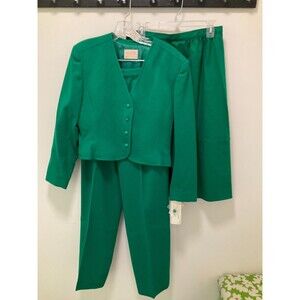 Pendleton wool suit, Blazer, pants and skirt Green NWT, never worn check size